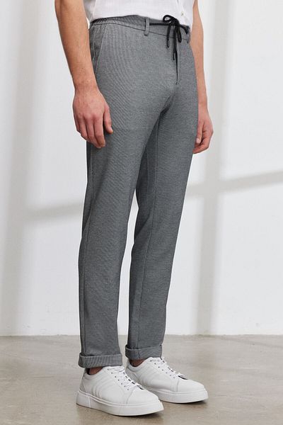 AC&Co / Altınyıldız Classics Pánské černé kalhoty Slim Fit s úzkým střihem na boční kapse Dobby Waist Jogger Kalhoty