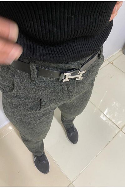 Laluvia Khakifarbene Hose in Wolloptik mit Gürtel