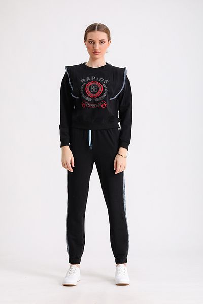 WESTBRAND Jeans Garnished Front Embroidered Sweatshirt Set
