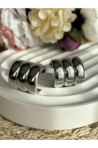 IN Accessories THICK RING 3-PIECE LOOKING VIP EARRING