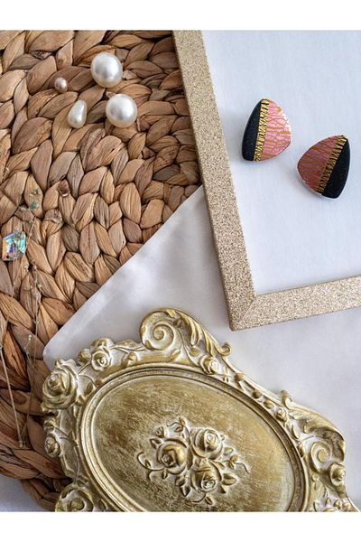 BeuBella Aksesuar Special Design Black Polymer Clay Gold and Bronze Leaf Detail Earrings