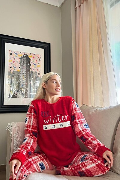 Pijamaevi Červená It's Winter vzorovaná dámská plyšová pyžamová souprava