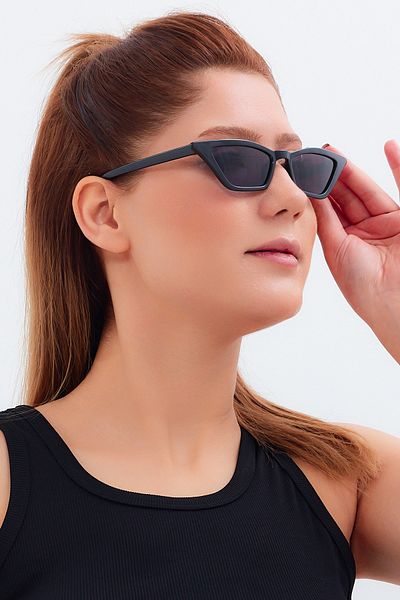 Nilu Moda نظارات شمسية على شكل عين القطة