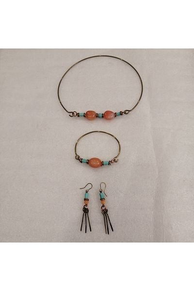 Butik Tülin طقم قلادة وسوار نسائي من الحجر الطبيعي باللون الفيروزي والعقيق والأرز الداكن - صناعة يدوية أصلية