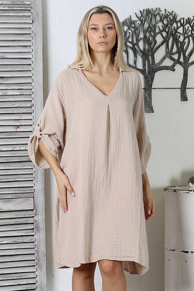 Chiccy Μπεζ φόρεμα με λαιμόκοψη V με κουμπιά 3/4 μανίκι Muslin Comfort Woven φαρδύ κομμένο φόρεμα