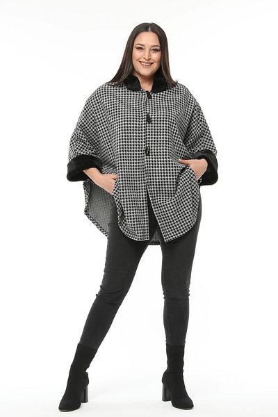 Curvy Trend Πόντσο με μοτίβο ζακάρ με γούνινο γιακά