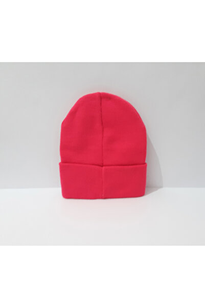 renkli çiçekler Жіноча шапка червоного кольору