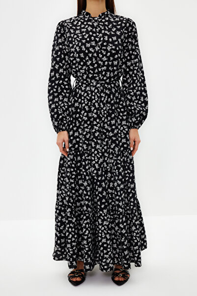 Trendyol Modest Μαύρη ζωσμένη φούστα με φλοράλ μοτίβο υφαντό φόρεμα TCTSS23EB00294