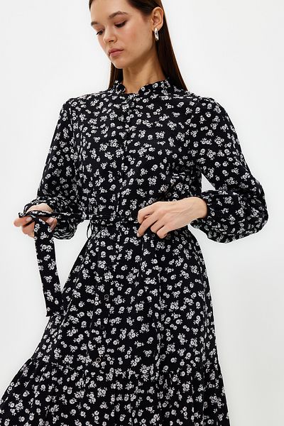 Trendyol Modest Černá pásková sukně tkané tkané šaty s květinovým vzorem TCTSS23EB00294