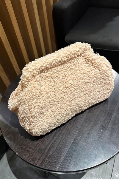 BAHELS Dámská béžová plyšová taška Teddy Clutch Portfolio