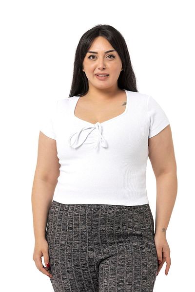 DISENTIS MODEST Plus Size Half Sleeve Camisole White Body with Lacing Detail on the Chest