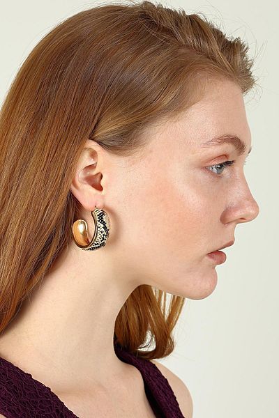 Duke Nickle Snakeskin Detailed Earrings Rdpk5175