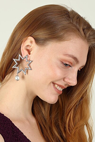 Duke Nickle حلق على شكل نجمة مزين باللؤلؤ Rdpk5181