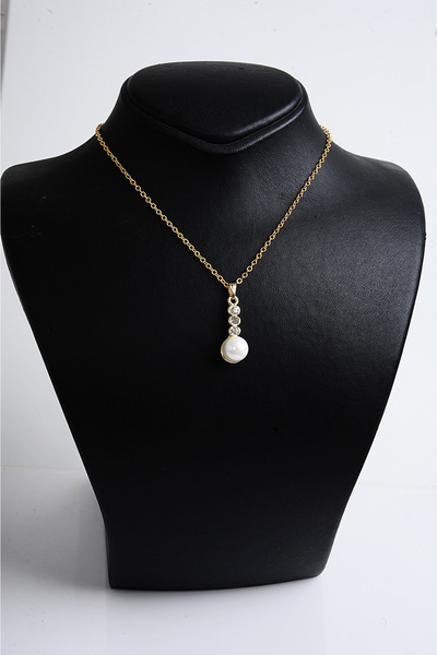 EUROMODA Pearl and Zircon Stone Gold Color Necklace Earring Set