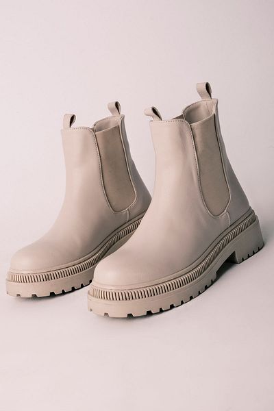 Lal Shoes & Bags Zeze Women's Rubber Detailed Nubuck Boots-Cream