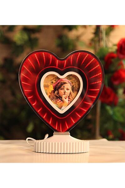 Atmosfer Reklam Kırmızı Işıklı Kalpli Sihirli Ayna