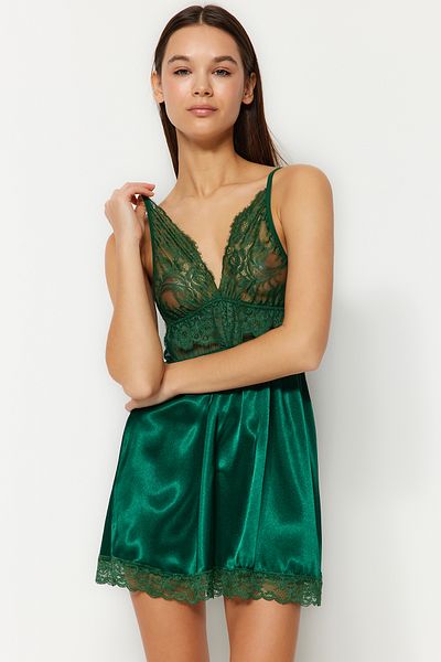 Trendyol Collection Grünes, gerüschtes Babydoll aus Satin mit Seilträgern THMSS22LL0001