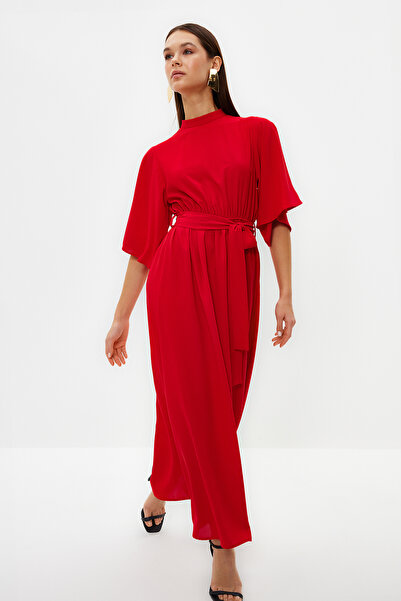 Trendyol Modest Korálové tkané šaty s polovičním rukávem TCTSS24DB00009