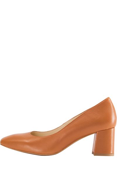 USHA BLACK LABEL Pumps