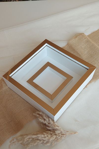 Verda Çerçeve 25x25 Cm Fotografie secționată Alb-Bronz Plexi Coated Verda Memory Frame-6 Cm Adâncime Memory Frame