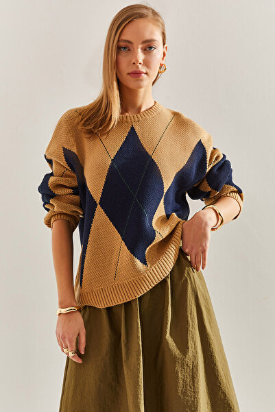 Bianco Lucci Women's Diamond Patterned Knitwear Sweater