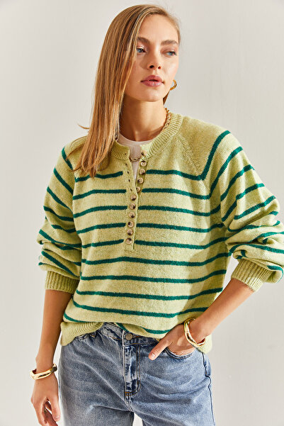 Bianco Lucci Women's Buttoned Collar Turtleneck Striped Knitwear Sweater