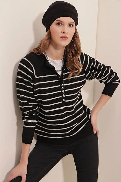 Devinka Pulover de damă negru cu guler în dungi