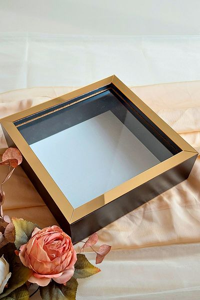 Verda Çerçeve إطار الذاكرة العميق باللون الأسود والذهبي مقاس 25 × 25 سم - صندوق الورد بإطار الذاكرة بعمق 6 سم!Hkm التجارة