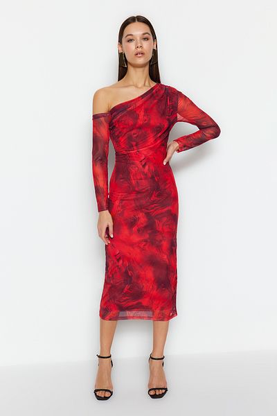 Trendyol Collection Piros mintás bélelt illeszkedő aszimmetrikus gallérral rugalmas kötött Midi ceruza ruha TWOAW24EL00947