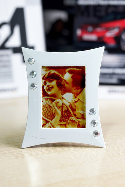 EGESTA 9,5x8cm Mini Plastik Fotoğraf Çerçevesi / Dikey-Yatay Kullanım