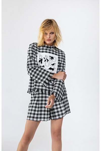 Berr-ın Kazayağı Desenli Mini Şort