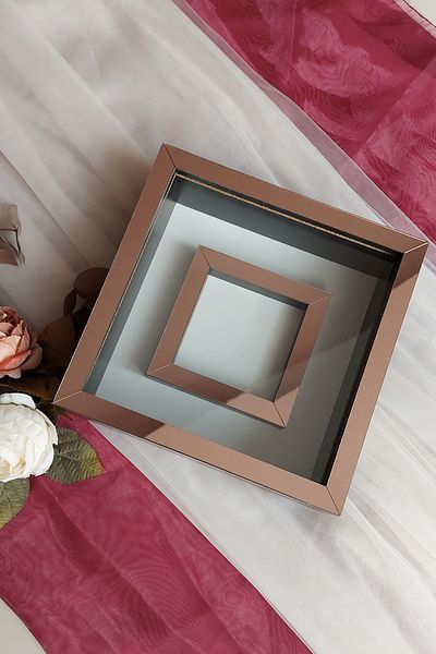 Verda Çerçeve إطار ذاكرة Verda مغطى باللون الأسود شبه الوردي مع قسم صور مقاس 25 × 25 سم - إطار ذاكرة بعمق 6 سم