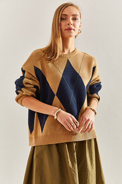 Bianco Lucci Women's Diamond Patterned Knitwear Sweater