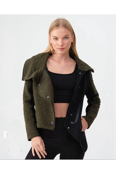1Moda1Tarz Дамско яке от ватиран плат в цвят каки с двуцветен дизайн и закопчаване с тик-так копчета