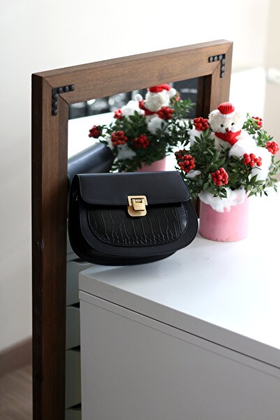 Moom Bag Γυναικεία τσάντα ώμου με ρυθμιζόμενο λουράκι