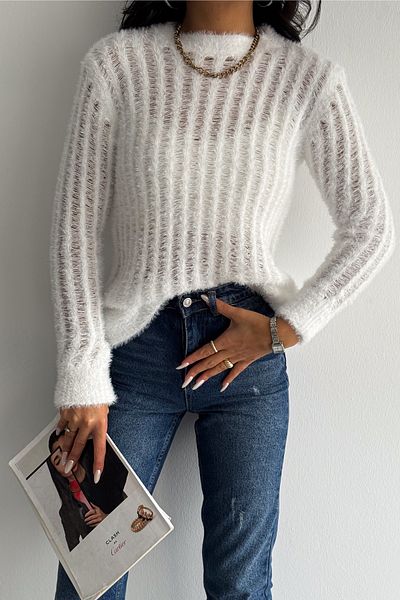 FEMELLE Women's White Standard Size Knitwear Sweater