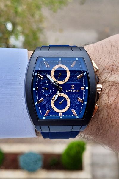 DAVID GUNER Black Case Navy Blue Color Men's Functional Wristwatch