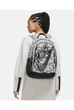 Nike Hayward S rt Cantas 26L NDD SPORT Fiyat Yorumlar Trendyol