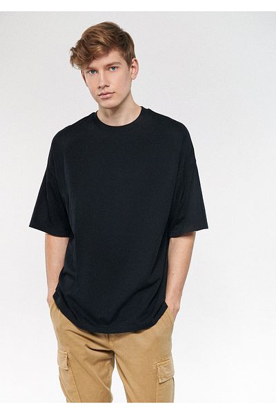 Mavi Με ήχο εμπριμέ Μαύρο T-Shirt Oversize / Wide Cut 0611177-900