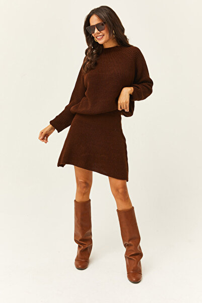 Olalook Дамски горен кафяв горен пуловер с долна мини разкроена пола Трикотажен костюм TKM-19000248
