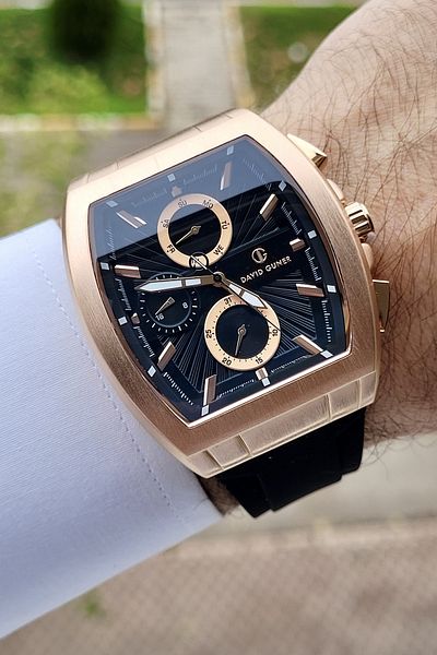 DAVID GUNER Case Bronze Cord Black Color Indicators Active Men's Wristwatch