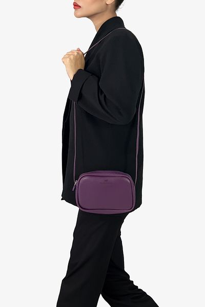 Frank Martin Women's Urban Black Cross Strap Zippered Adjustable Strap Model Handbag and Shoulder Bag