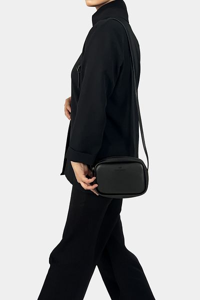 Frank Martin Geantă de mână și geantă de umăr model Urban Black Cross Strap, cu fermoar, curea reglabilă