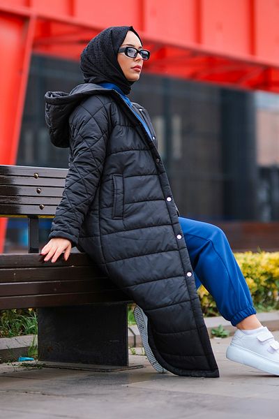 Minel Women's Black Hooded Puffer Coat