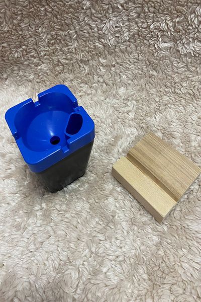 HCAatolye Hard Plastic Grey Color Square Odorless Ashtray, Home, Office, Vehicle, Car Ashtray with Cigarette Lighter