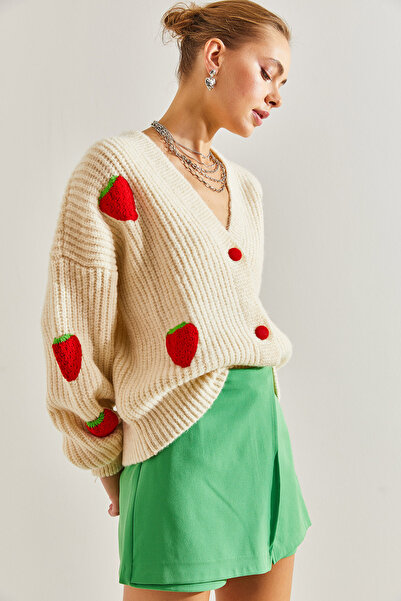 Bianco Lucci Women's Strawberry Buttoned Knitwear Cardigan