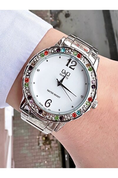 Q&Q ساعة يد نسائية QM82J24EK مرصعة بالأحجار الملونة