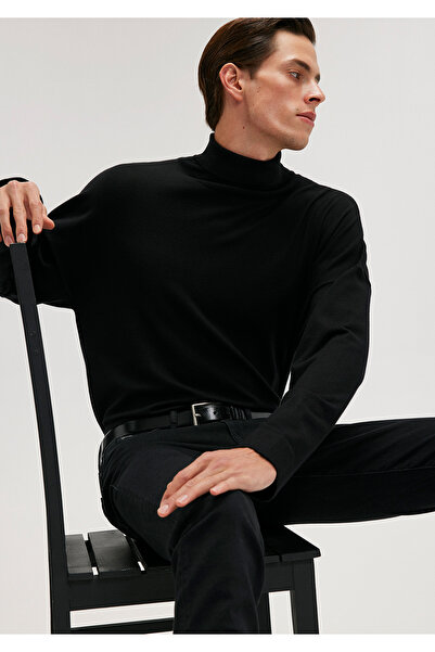 Mavi Pulover cu gât negru cu croială normală / croială normală 0710086-900