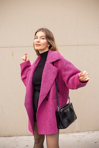 Sue Store Голямо кашмирено палто с черна фуксия и подплата на гърба