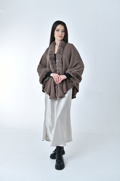 Gezgin tekstil ve aksesuar poncho fur detailed
